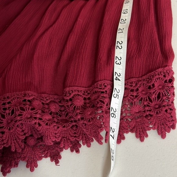 Forever 21 Burgundy Lace Romper 3/4 Sleeves Size Small - Picture 9 of 11